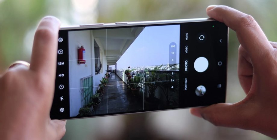 Камера смартфона Galaxy S24 Ultra