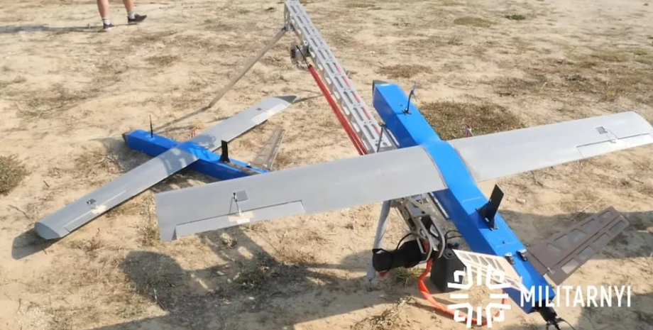 Podle médií takové drony zachytí ruské UAV až 60 km, provádějí zpravodajské mise...