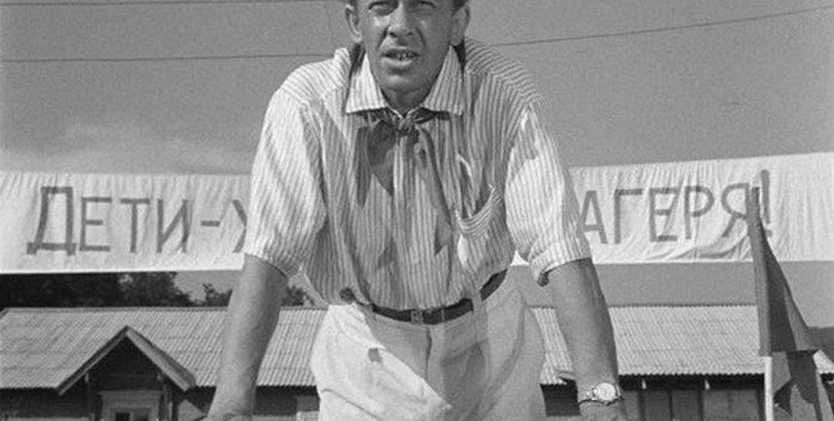 Кадр из фильма "Добро пожаловать, или Посторонним вход воспрещен"