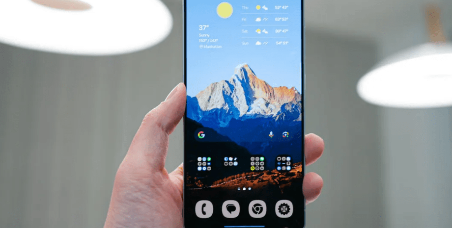 смартфон Samsung в руке смартфон Samsung настройки