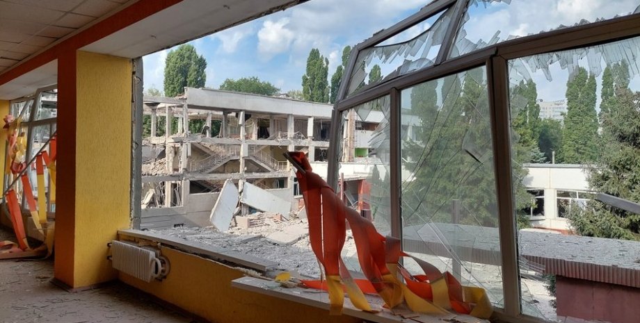 Харьков обстрел сегодня ракетный удар оккупанты вторжение ВС РФ гимназия