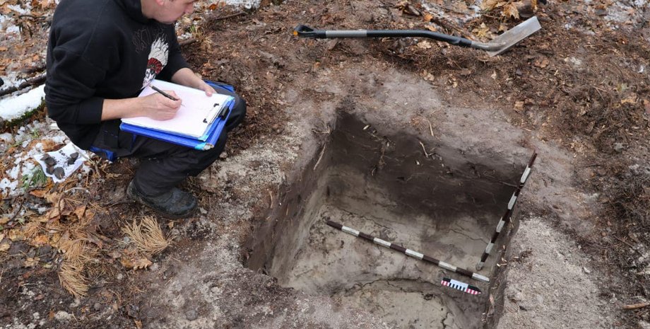 заповідник, Більськ, археологи, поселення, історія, залізний вік, скіфи, бронзовий вік, археологія, розкопки, артефакти, культура, минуле, козацька доба