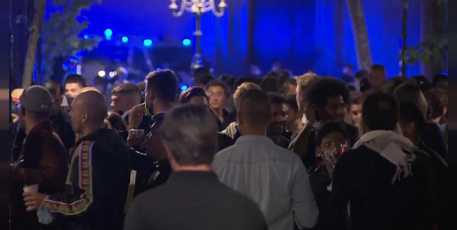 барселона, полиция, праздник, вечеринка, коронавирус