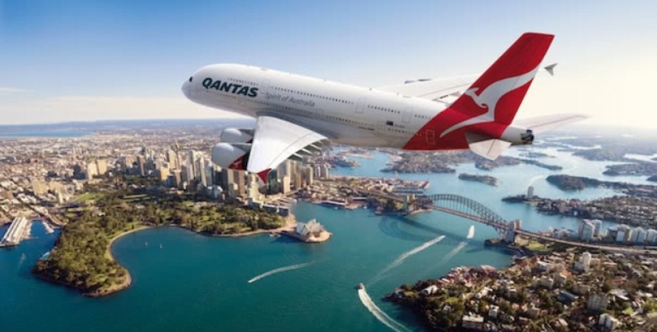 Авиакомпания Qantas, Австралия, Сидней, Суперлуна, Астроном, Пассажиры, полнолуние