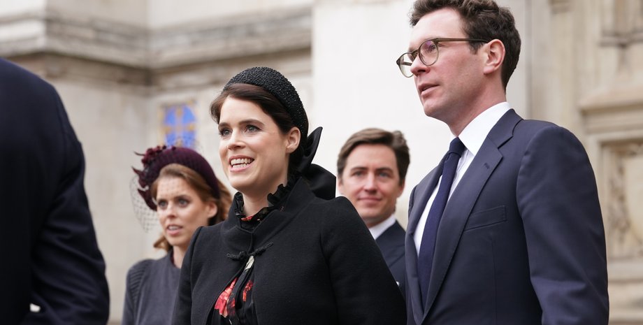 принцеса євгенія, принцеса євгенія стиль, джек бруксбенк, весняний образ, як носити бежеве пальто навесні 2024