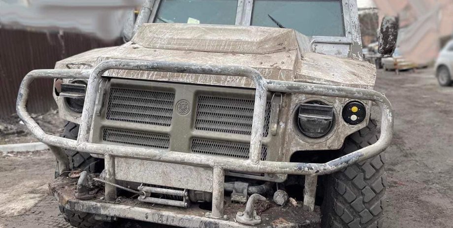 Трофей, чернігів, зсу відбили атаку, оборона, автомобіль, армія Росії, бронеавтомобіль