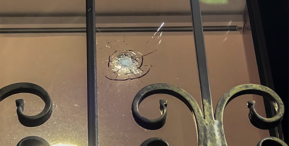 полиция, обстрел, Гордон, интернет-издание Гордон обстреляли