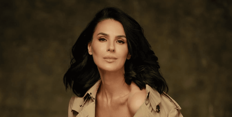 Маша Єфросиніна