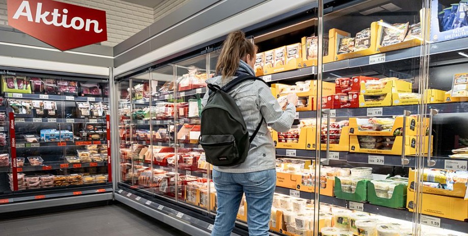 В Німеччині на випадок війни РФ з Європою готують продуктові запаси Німеччина готується до війни РФ з Європою