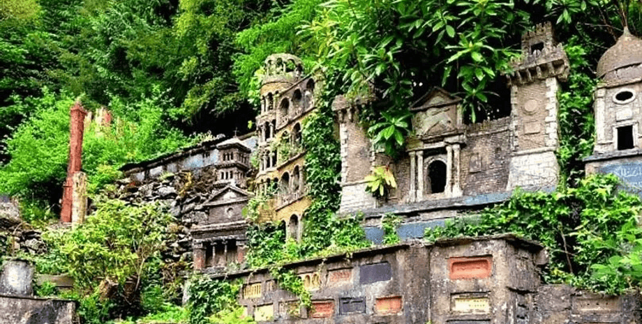 Скульптура, архітектура, лабіринт, сад, стародавні скульптури, знахідка, занедбаний сад,