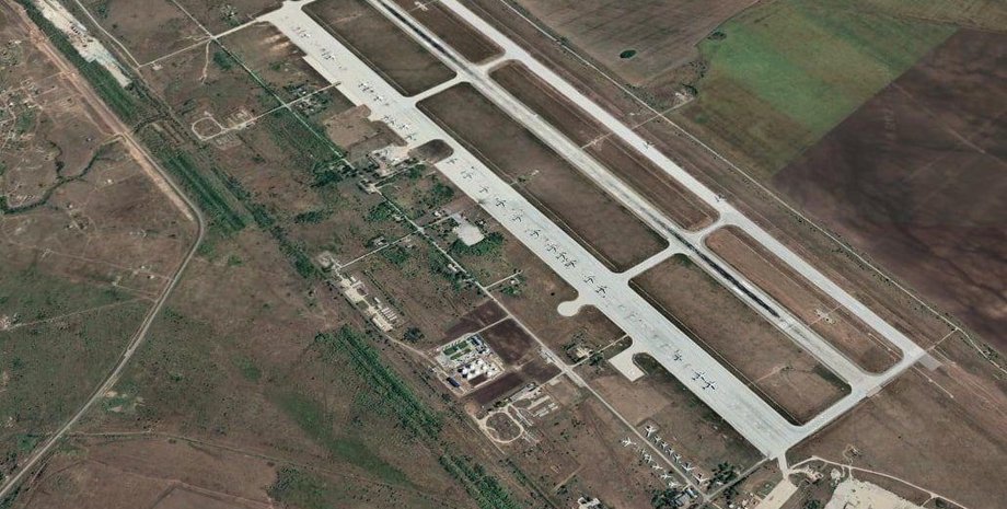 удар по авиабазе в Энгельсе, взрыв в энгельсе, авиабаза в энгельсе, бпла атака на авиабазу, атака беспилотника энгельс