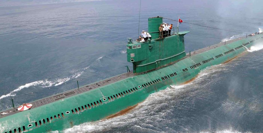 КНДР, Підводний човен, Балістичні ракети, Кім Чен Ин