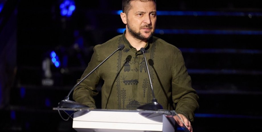 володимир зеленський, вишиванка, руфіна базлова