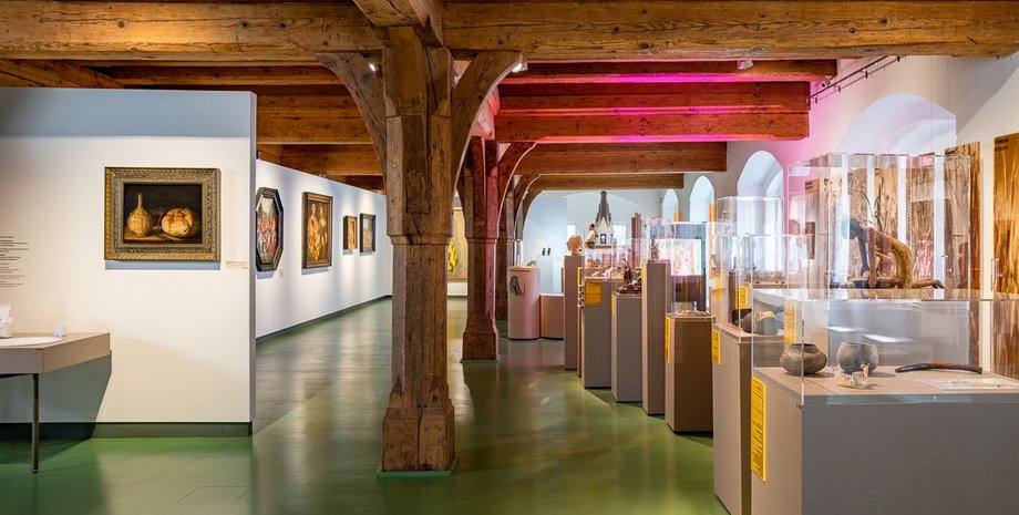 Музей в Германии, музей, галерея, кража картин, оригинал картины, заменил картину подделкой, украл картину, купил Rolls Royce