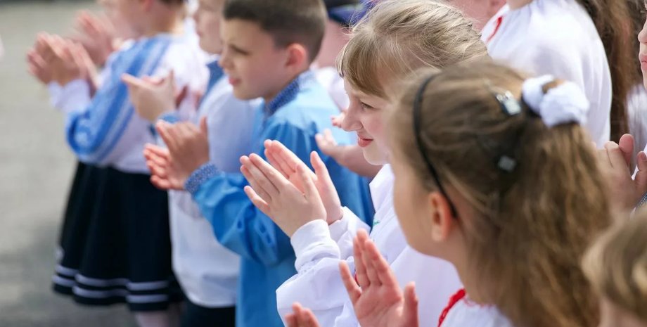 украинские дети в школах