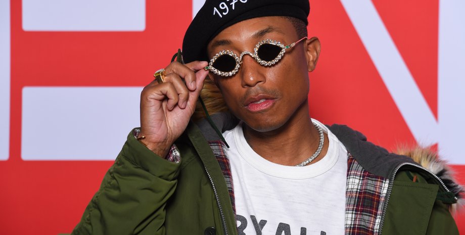 Співак Фаррелл Вільямс в окулярах Tiffany & Co