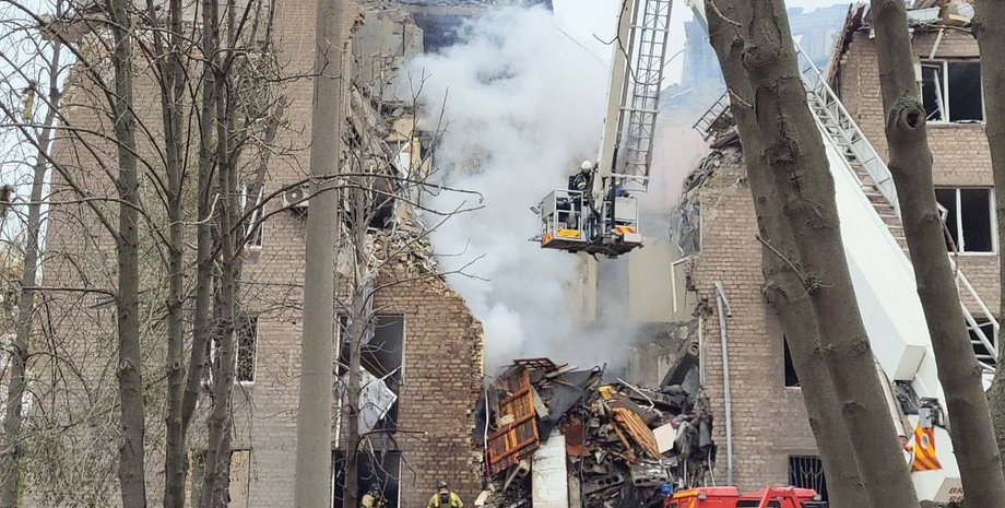 Пятиэтажка, Кривой Рог, ракетный удар