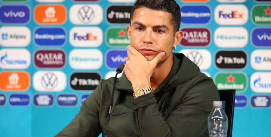 Роналду, Coca-Cola, акции, обвал, фейк,