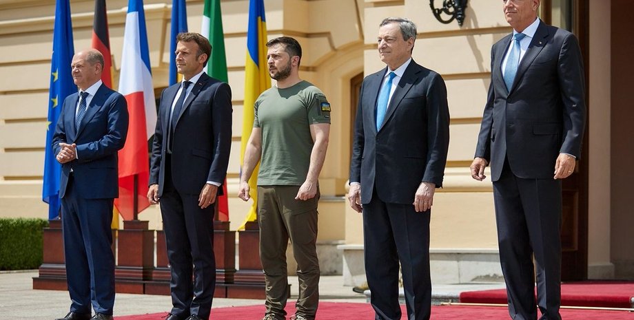 Емманюель Макрон, Макрон, Макрон в Києві