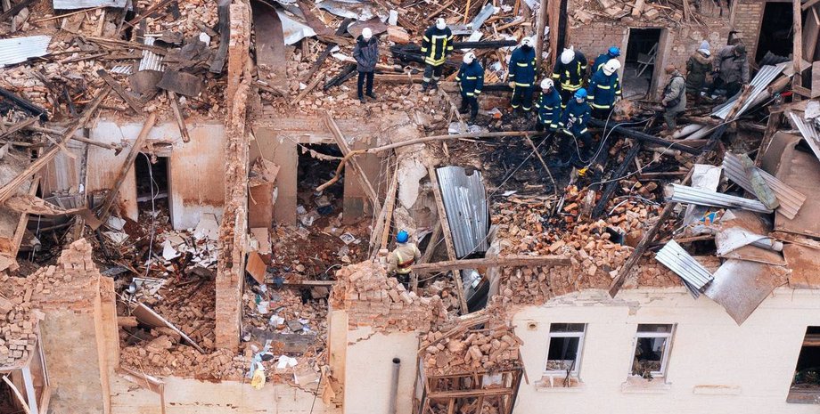 российский инженер, самоубийство, убитая бабушка, Харьков, ракетный обстрел, российские агрессоры