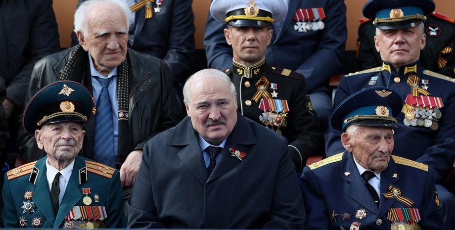 Пєсков назвав причину відсутності Лукашенка на обіді з Путіним