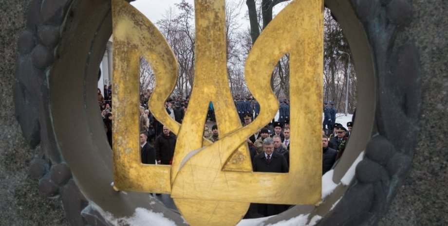 В Киеве почтили память Героев Крут
