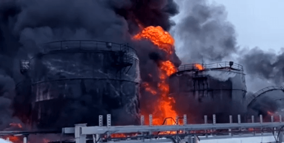 Клинцы, нефтебаза, пожар