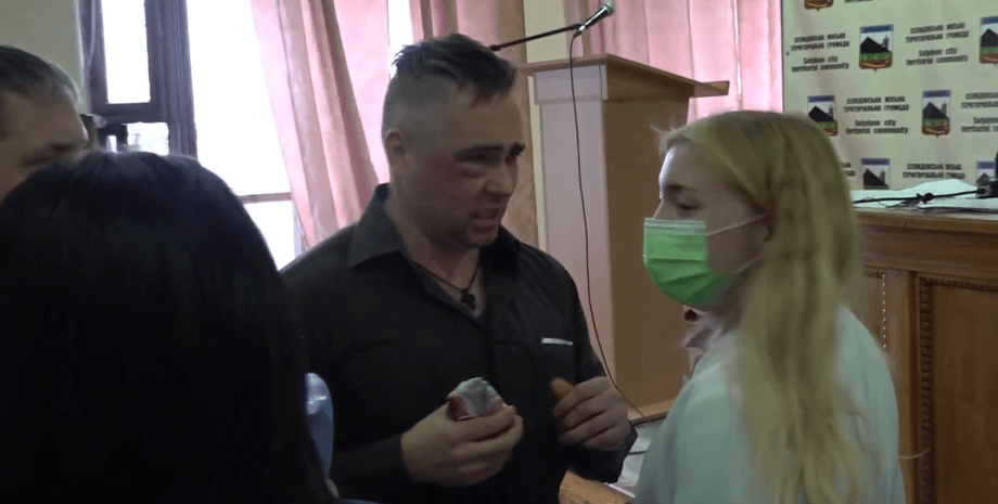 Селидово, ОПЗЖ, Владимир Мороз, помощники, драка, горсовет, Артур Суков