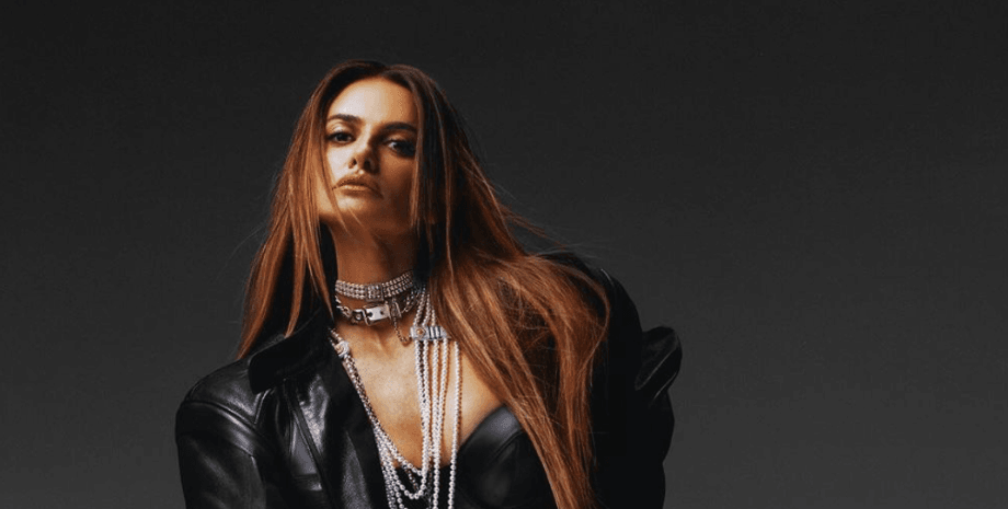 Пенелопа Крус, Пенелопа Крус стиль, обложка журнала, феррари фильм, лаура феррари, V Magazine