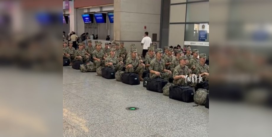 Китайські солдати