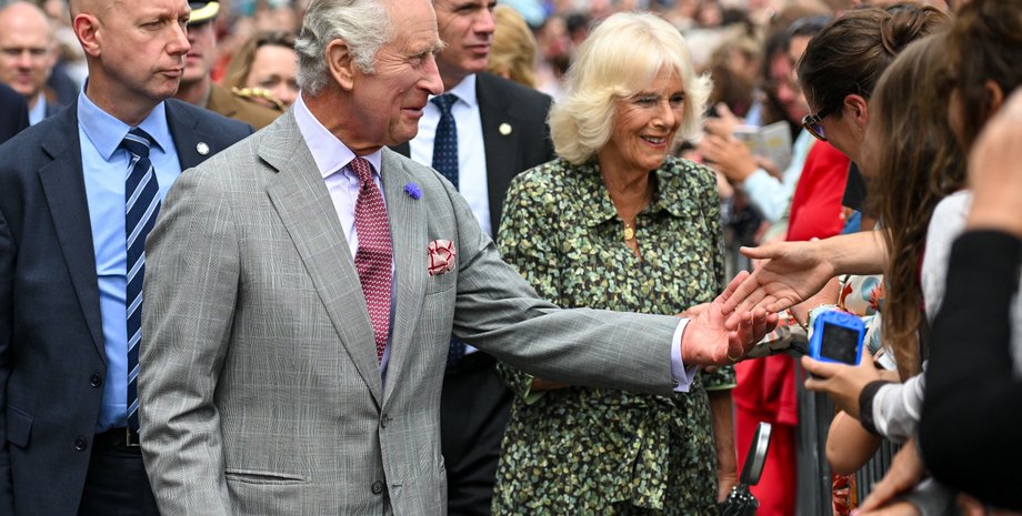Король Чарльз ІІІ та королева Камілла, операція короля чарльза, королівська сімʼя британії, кейт міддлтон