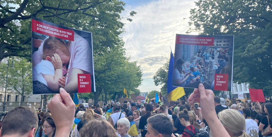 Охматдет Берлин, Охматдет акция, Охматдет посольство РФ, Охматдет полиция Берлин, Охматдет обстрел РФ