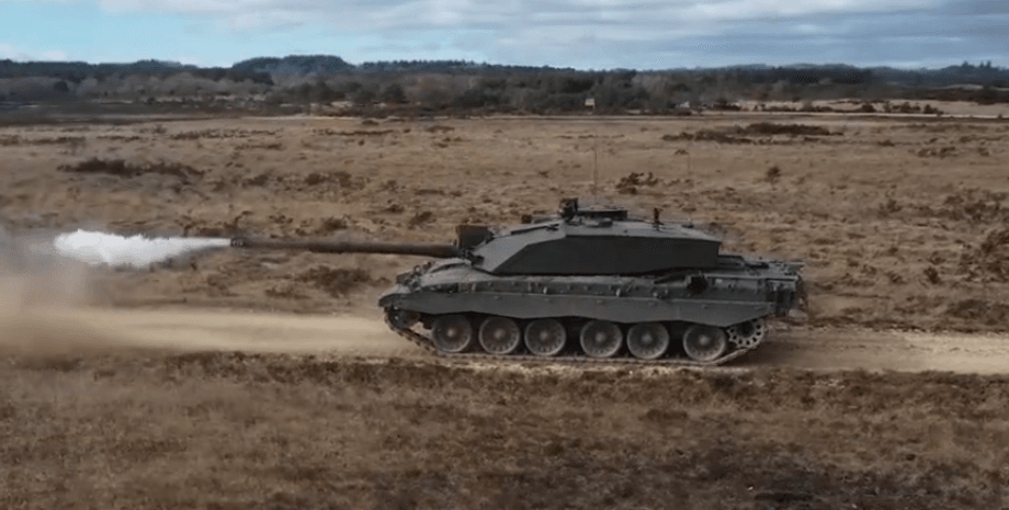 Challenger 2, танк, военная техника, вооружение, бронетехника, снаряды с обедненным ураном, война в Украине