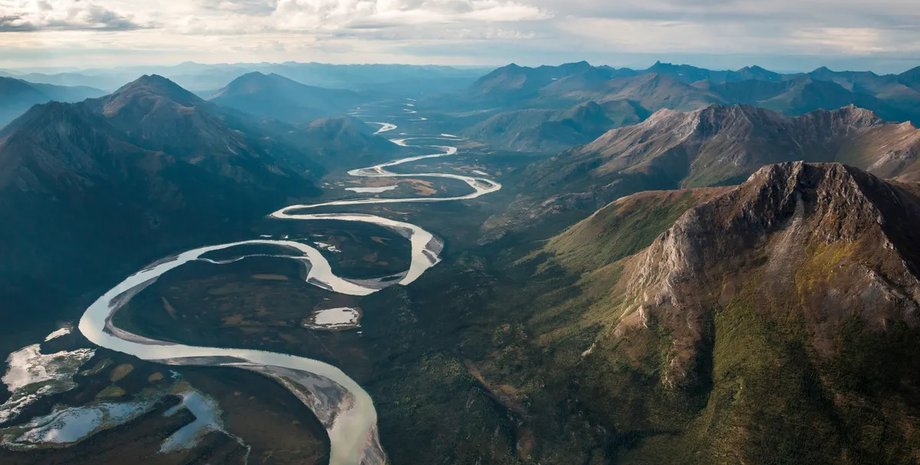 ворота арктики, парк ворота арктики, ворота арктики річка