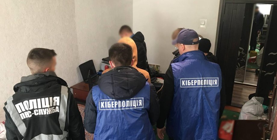 найден разработчик фейковой дії