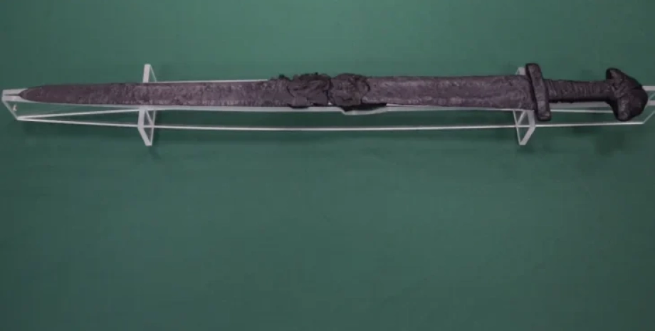 меч Польша, викинги, средневековье, находка, меч, музей, реставрация, археологи, археология, культура