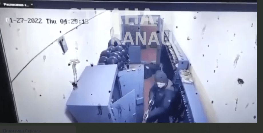 Рябчук стрелял в оружейной комнате