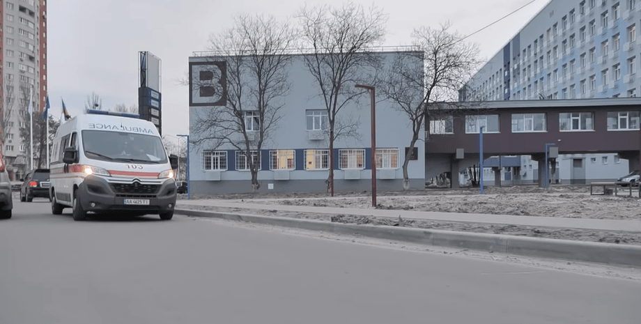 коронавирус, скорая, больница, киев, фото