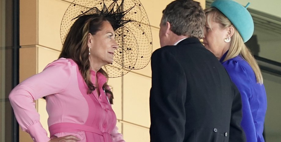 кэрол миддлтон, майкл миддлтон, аскот, родители кейт миддлтон, платье