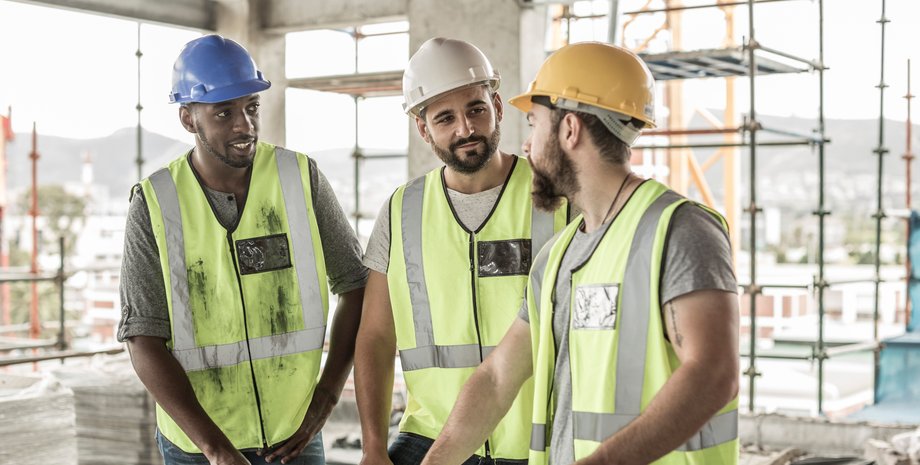 Мужчина попросил у начальника экскаватор для собственных нужд: дальше произошел курьез