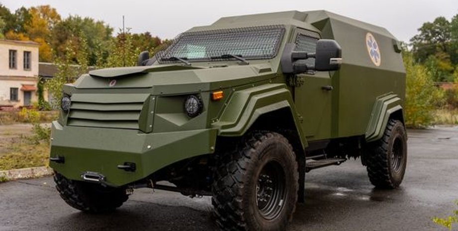 бронемашина Gurkha