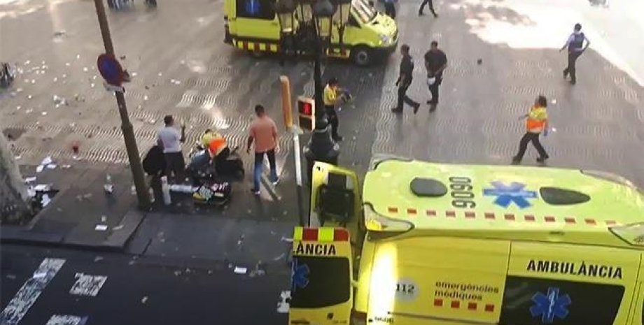 Теракт в Барселоне / Фото: twitter.comboppinmule