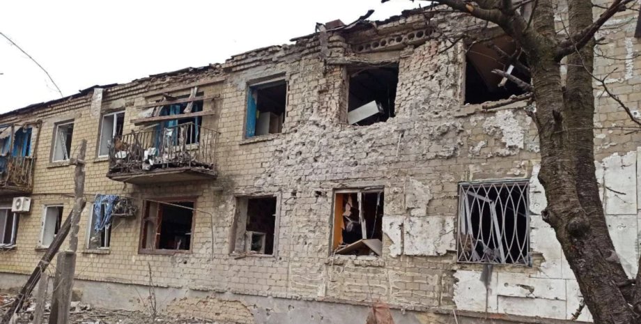 Волноваха обстрел вторжение война РСЗО Град эвакуация автобусы