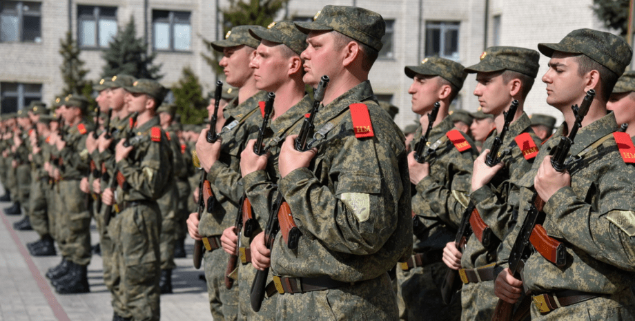 Die Invasoren beschweren sich über die Marines der ukrainischen Truppen, der Art...