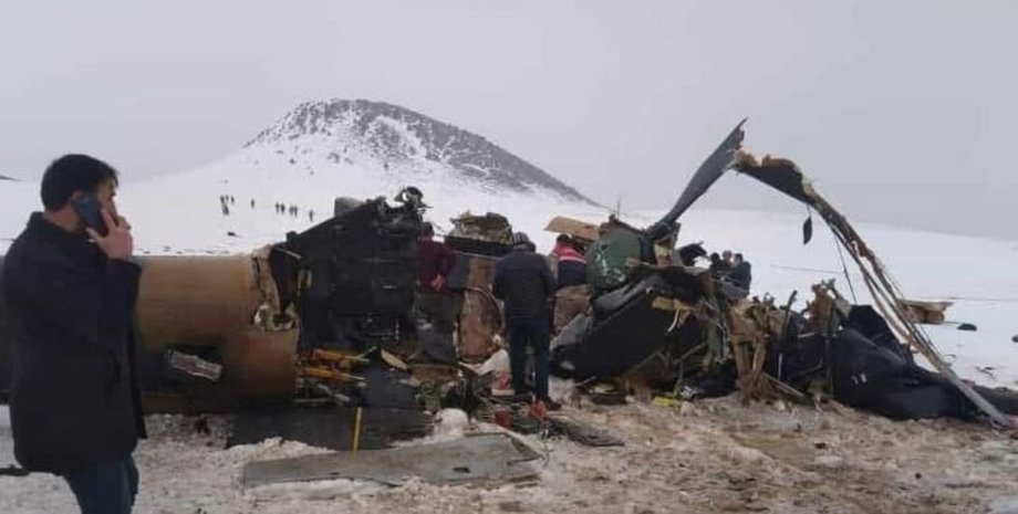 вертолет, крушение вертолета, Турция