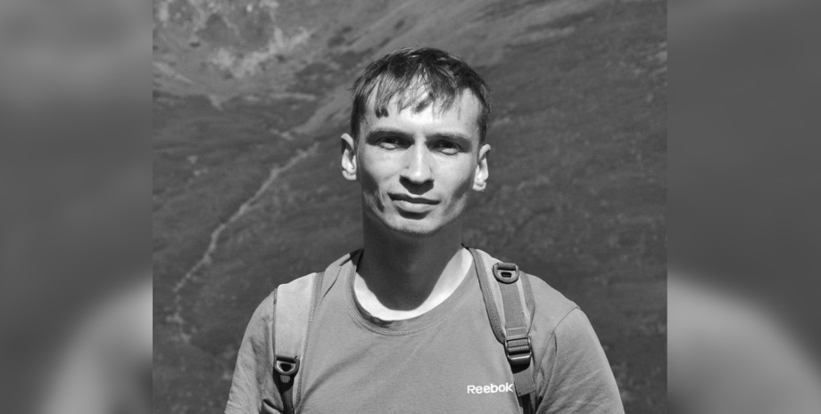 Володимир Петренко, журналіст, волонтер, бібліотекар, загибель, некролог, війна в Україні, фото