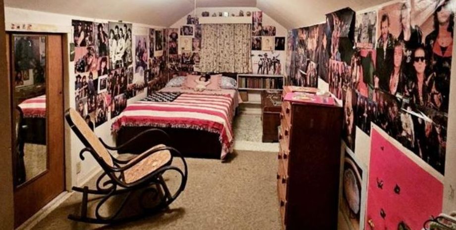 Капсула времени, тайны прошлого, женщина зашла в комнату, куда никто не заходил с прошлого века, интересные истории