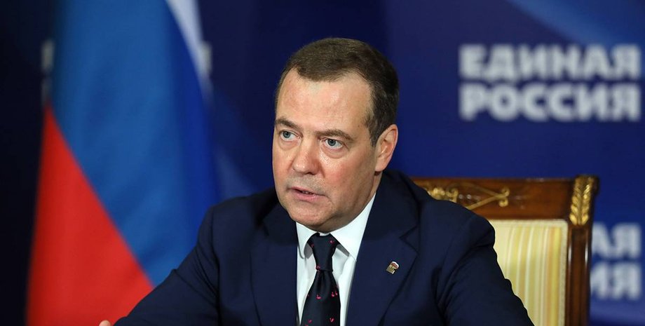 Бывший президент России Дмитрий Медведев угрожает Фридриху Мерцу