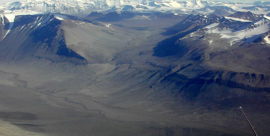 Сухие долины Мак-Мердо, пустыня, самая большая пустыня