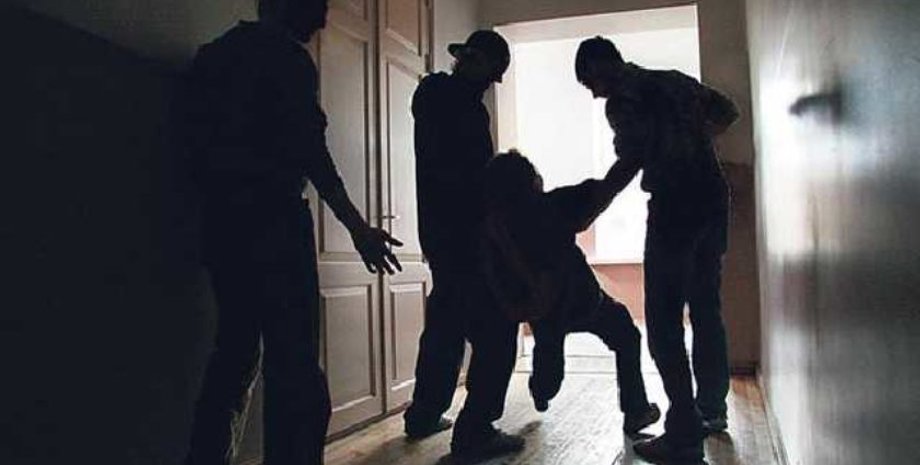 буллинг, суды, омбудсмен, школы, травля